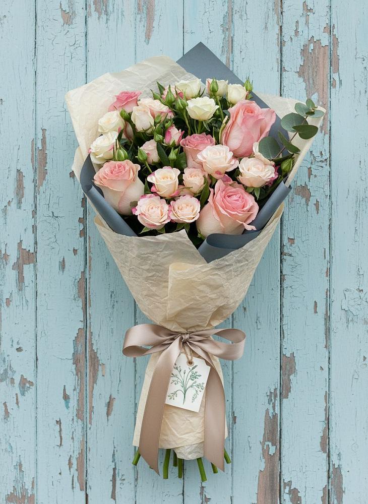 Букет цветов из: Розы в Солнечнодольске