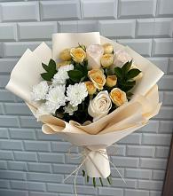 Букет цветов из:  Розы и Хризантемы в Солнечнодольске