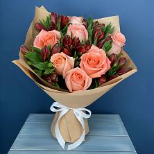 Букет цветов из:  Розы и Альстромерии в Солнечнодольске