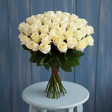 Букет 51 Белая роза Эдлесс Лав в Солнечнодольске