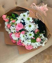 Букет цветов из:  Розы и Хризантемы в Солнечнодольске