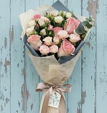 Букет цветов из:  Розы в Солнечнодольске