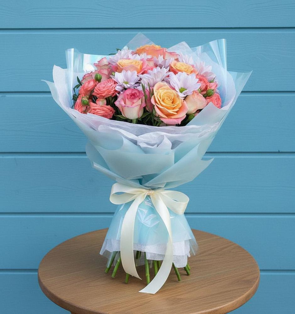 Букет цветов из: Хризантемы и Розы в Солнечнодольске