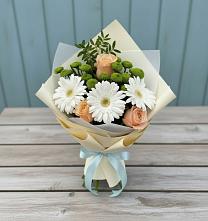 Букет цветов из:  Герберы, Розы и Хризантемы в Солнечнодольске
