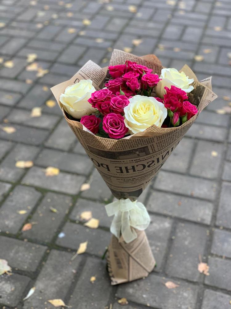 Букет цветов из: Розы в Солнечнодольске