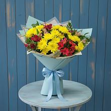 Букет цветов из:  Альстромерии и Хризантемы в Солнечнодольске