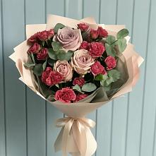 Букет цветов из:  Гвоздики и Розы #REPLACE_PRED# Солнечнодольске