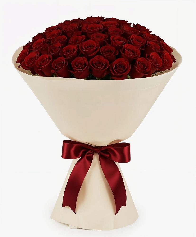 Букет 101 Бордовая роза Блэк Бакарра в Солнечнодольске