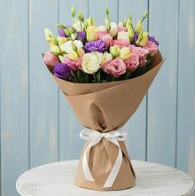 Букет цветов из:  Лизиантусы в Солнечнодольске