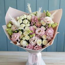 Букет цветов из:  Альстромерии и Розы в Солнечнодольске